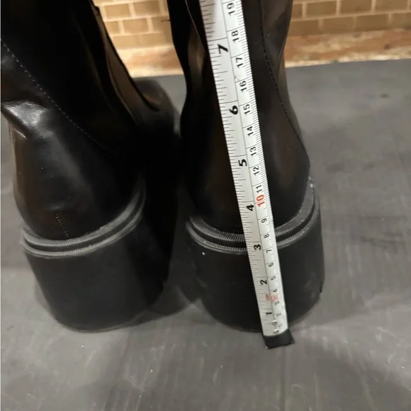 ZARA HIGH BOOTS WITH LUG SOLE BLACK 3049/410Women’s EU40/US9 BLOGGERS FAV - Picture 7 of 9